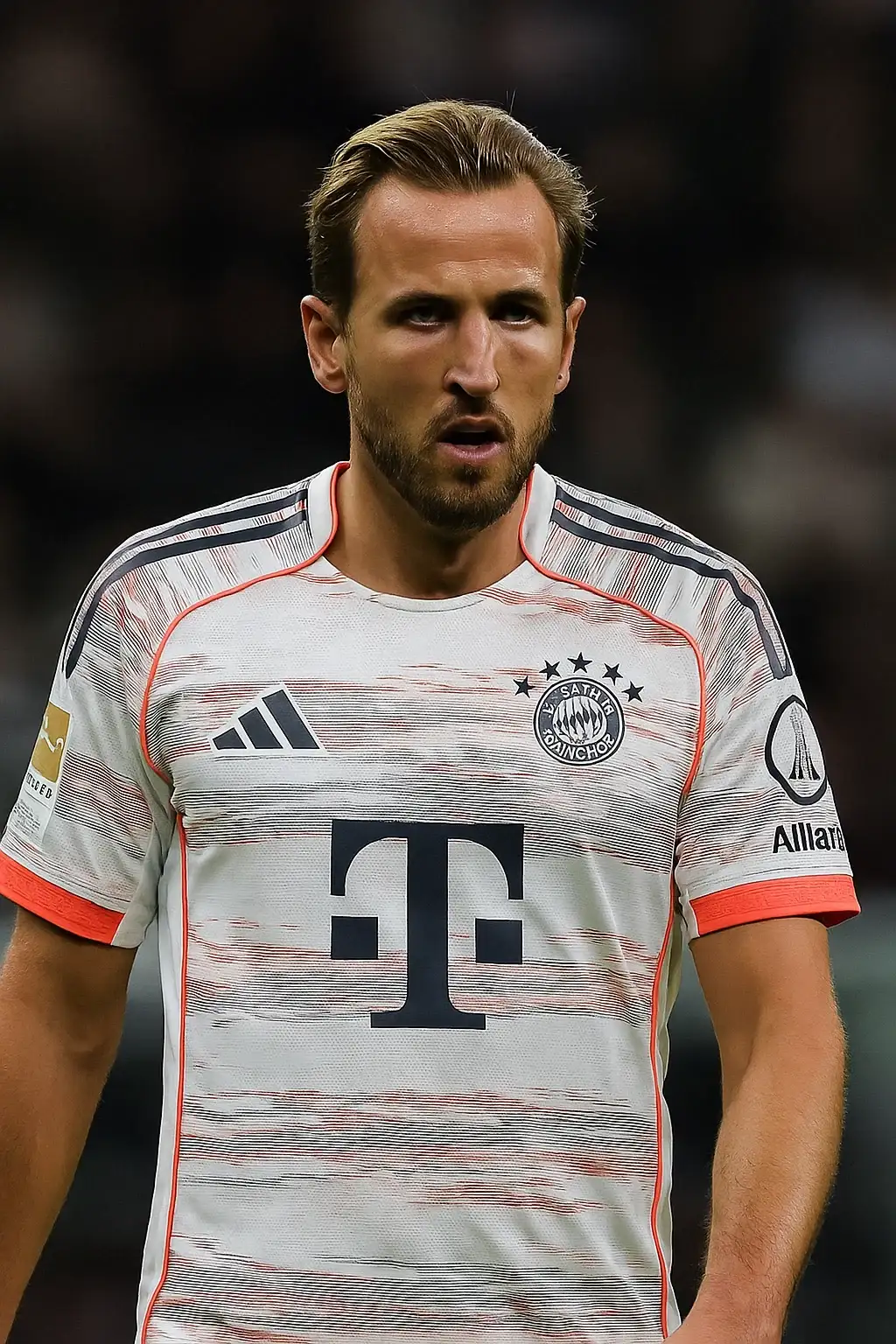 Барселона рассматривает трансфер Гарри Кейна как замену Роберту Левандовскому