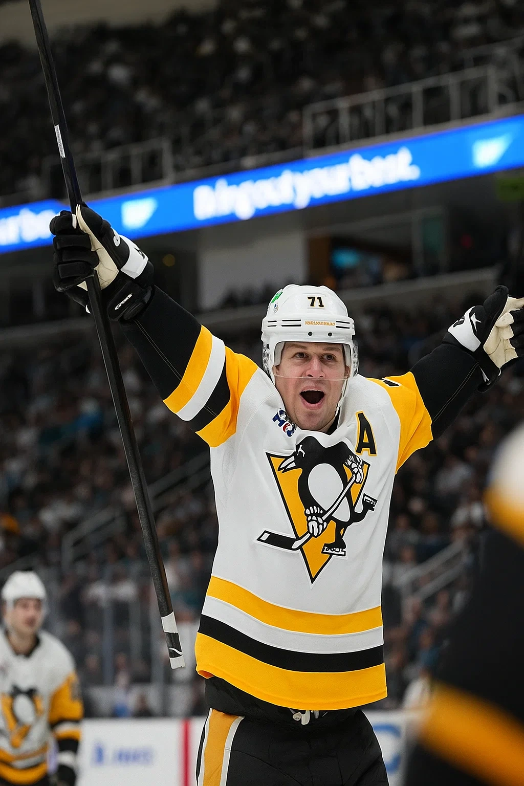 Евгений Малкин стал самым возрастным автором гола в матче НХЛ за рубежом