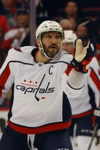 Ови снова в числе легенд: рекорд в выездных матчах НХЛ